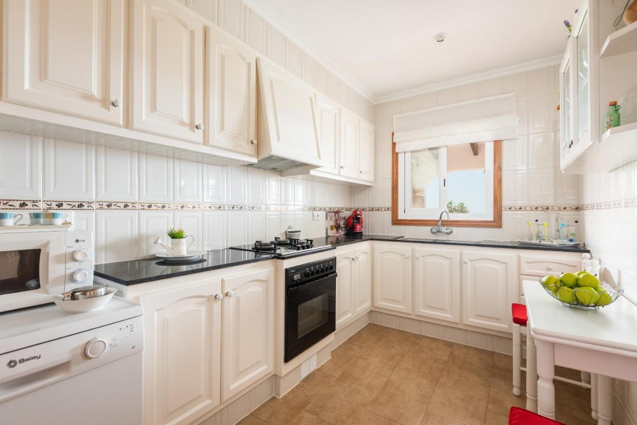 Villa Sur Binisafua Экстерьер фото