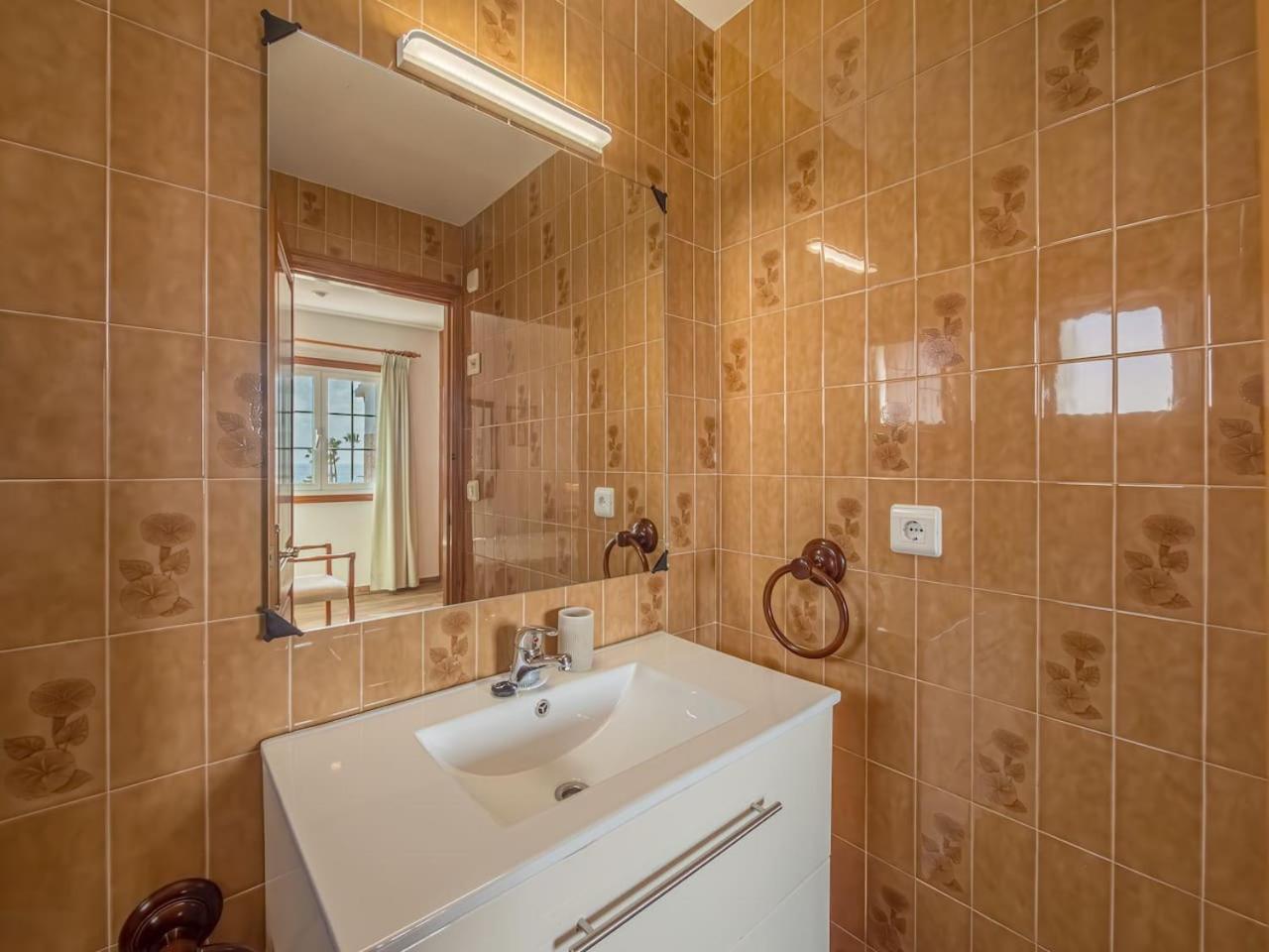 Villa Sur Binisafua Экстерьер фото