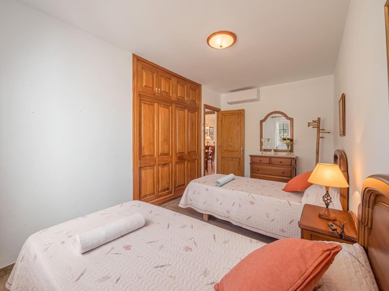 Villa Sur Binisafua Экстерьер фото